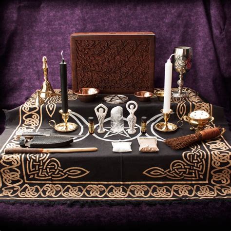 The Art of Spellcasting: Performing Rituals at the Witchcraft Table